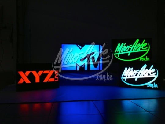 Backlight personalizado LED